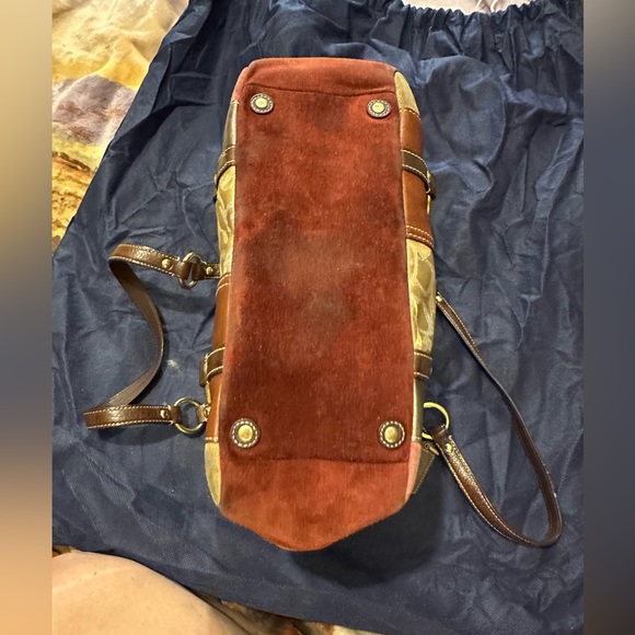 COACH- Vintage LEGACY bag.  Limited Holiday Release.  VERY nice pre-loved bag. - Picture 14 of 15